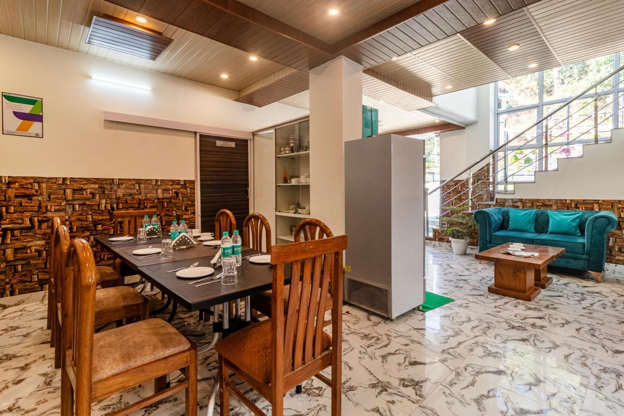 西姆拉 Treebo Srishti Vaikunth With Mountain View酒店 外观 照片